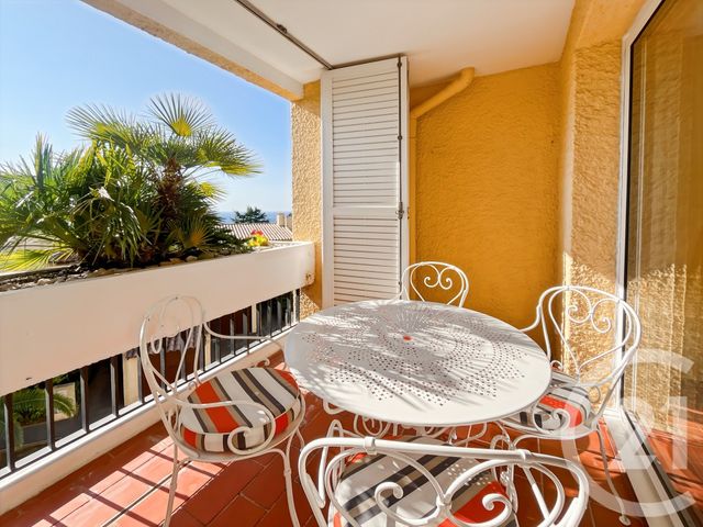Appartement T3 à vendre - 3 pièces - 77 m2 - Cassis - 13 - PROVENCE-ALPES-COTE-D-AZUR