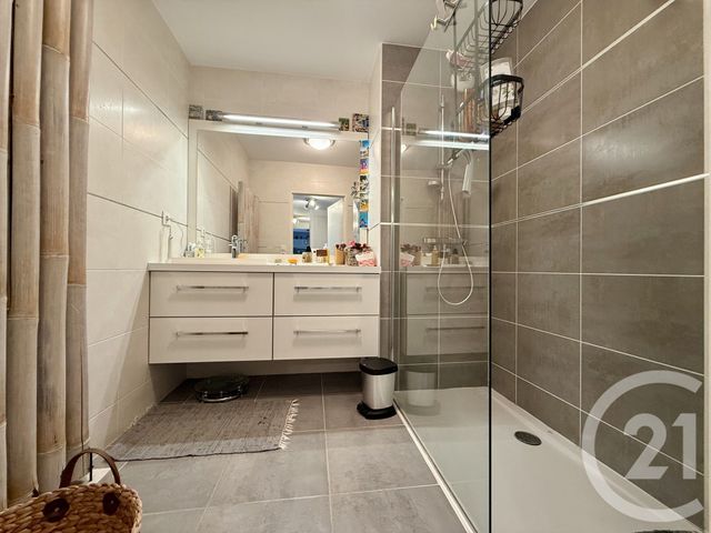 Appartement T3 &agrave; vendre - 3 pi&egrave;ces - 65,34 m2 - Bandol - 83 - PROVENCE-ALPES-COTE-D-AZUR