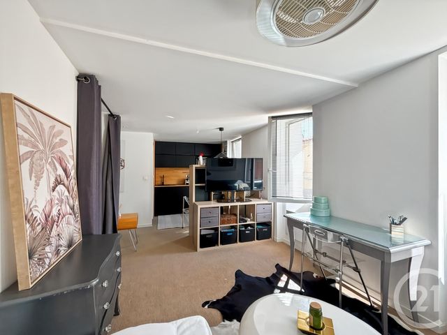 Appartement &agrave; vendre - 2 pi&egrave;ces - 33,52 m2 - Bandol - 83 - PROVENCE-ALPES-COTE-D-AZUR