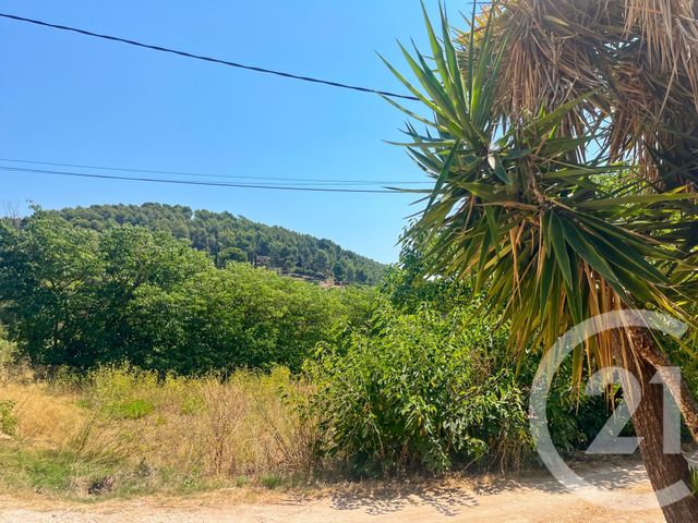 Appartement à vendre - 3 pièces - 62 m2 - La Cadiere D Azur - 83 - PROVENCE-ALPES-COTE-D-AZUR