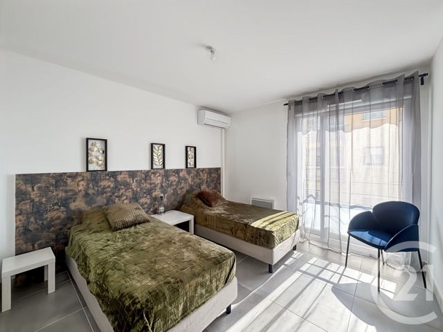 Appartement T5 à vendre - 5 pièces - 110,68 m2 - Bandol - 83 - PROVENCE-ALPES-COTE-D-AZUR