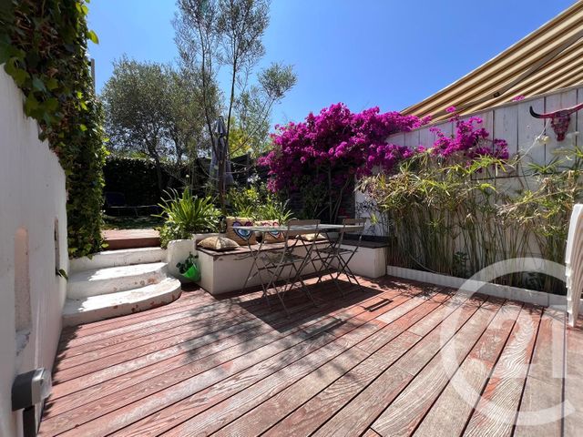 Appartement à vendre - 4 pièces - 92 m2 - Bandol - 83 - PROVENCE-ALPES-COTE-D-AZUR