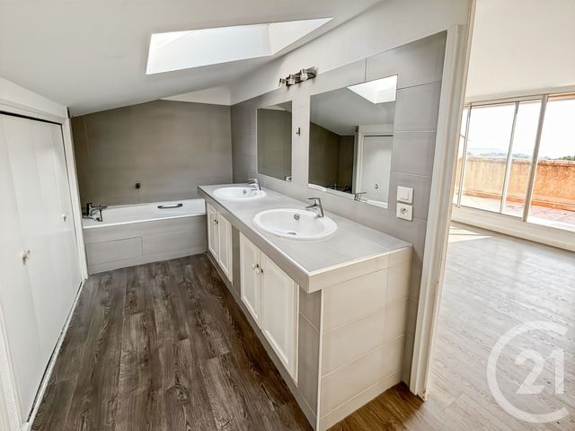 Appartement à vendre - 4 pièces - 85,07 m2 - Bandol - 83 - PROVENCE-ALPES-COTE-D-AZUR