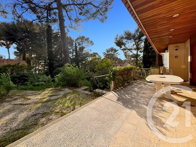 Maison &agrave; vendre - 6 pi&egrave;ces - 134,63 m2 - Sanary Sur Mer - 83 - PROVENCE-ALPES-COTE-D-AZUR