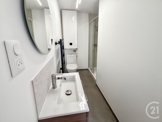 Appartement à vendre - 2 pièces - 22,01 m2 - Bandol - 83 - PROVENCE-ALPES-COTE-D-AZUR