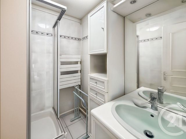 Appartement &agrave; vendre - 3 pi&egrave;ces - 61 m2 - Bandol - 83 - PROVENCE-ALPES-COTE-D-AZUR