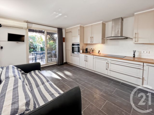 Appartement F1 &agrave; vendre - 1 pi&egrave;ce - 22,68 m2 - Bandol - 83 - PROVENCE-ALPES-COTE-D-AZUR