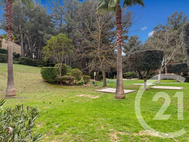 Appartement T2 &agrave; vendre - 2 pi&egrave;ces - 31,75 m2 - Sanary Sur Mer - 83 - PROVENCE-ALPES-COTE-D-AZUR