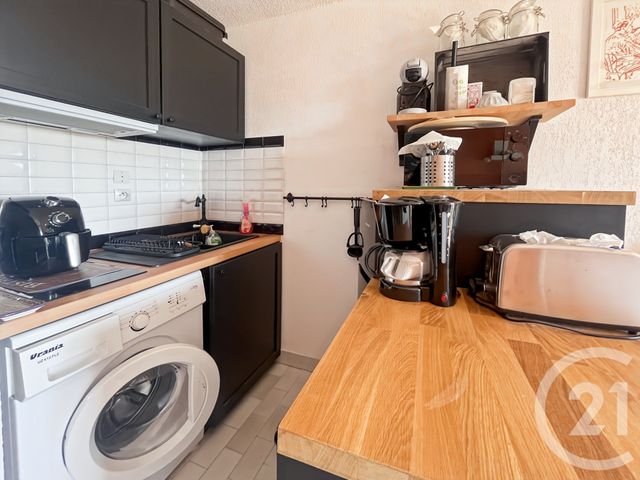Appartement F1 &agrave; vendre - 1 pi&egrave;ce - 22,10 m2 - Bandol - 83 - PROVENCE-ALPES-COTE-D-AZUR
