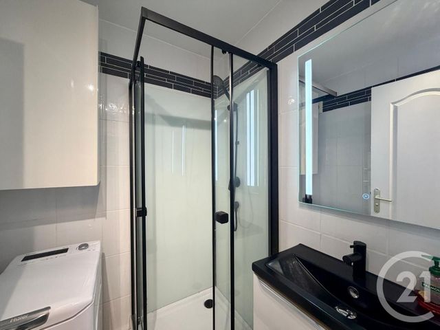 Appartement Studio Cabine &agrave; vendre - 1 pi&egrave;ce - 19,67 m2 - Bandol - 83 - PROVENCE-ALPES-COTE-D-AZUR