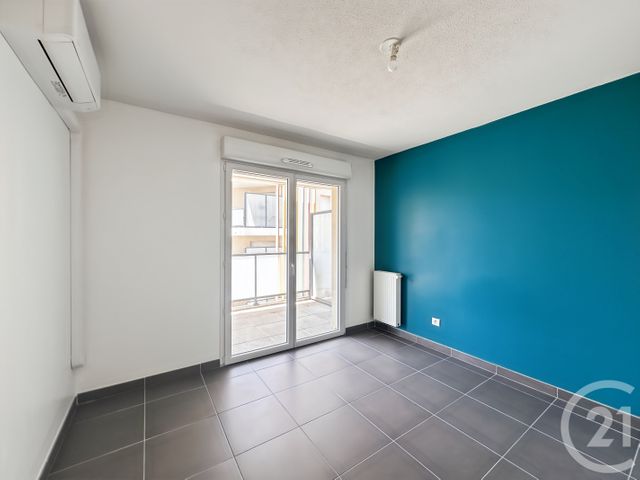 Appartement F2 &agrave; louer - 2 pi&egrave;ces - 39,02 m2 - La Seyne Sur Mer - 83 - PROVENCE-ALPES-COTE-D-AZUR