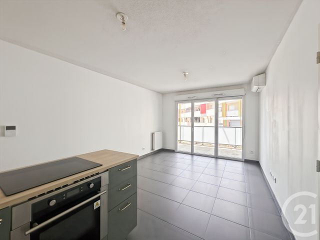 Appartement F2 &agrave; louer - 2 pi&egrave;ces - 39,02 m2 - La Seyne Sur Mer - 83 - PROVENCE-ALPES-COTE-D-AZUR