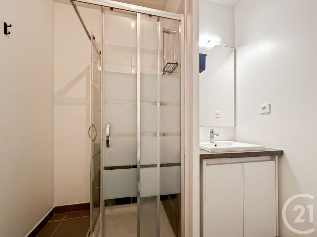 Appartement F2 &agrave; louer - 2 pi&egrave;ces - 39,02 m2 - La Seyne Sur Mer - 83 - PROVENCE-ALPES-COTE-D-AZUR