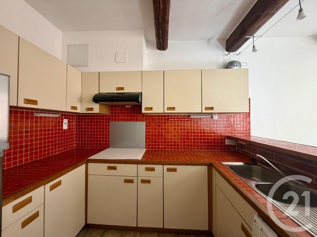 Appartement T3 &agrave; louer - 3 pi&egrave;ces - 56,28 m2 - Bandol - 83 - PROVENCE-ALPES-COTE-D-AZUR