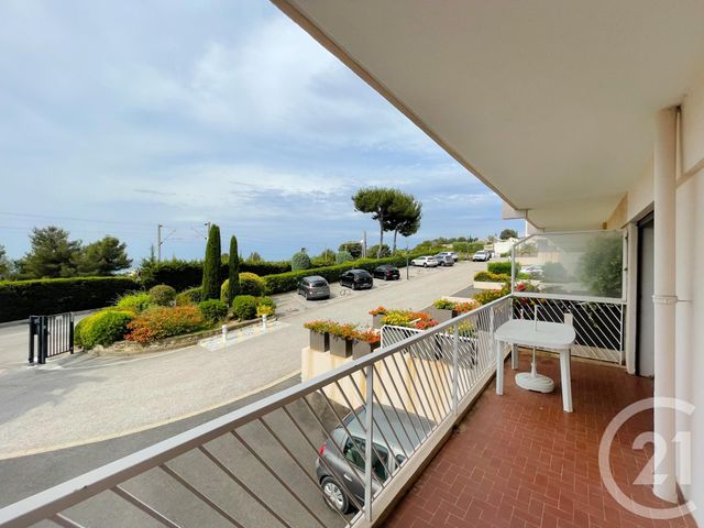 Appartement T3 à vendre - 3 pièces - 63 m2 - Bandol - 83 - PROVENCE-ALPES-COTE-D-AZUR