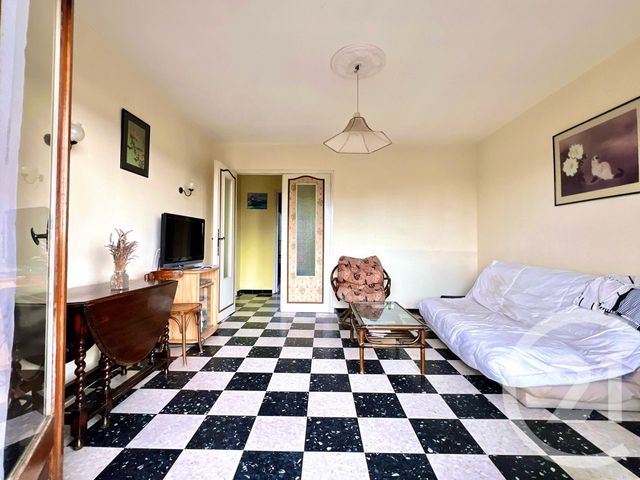 Appartement T3 à vendre - 3 pièces - 63 m2 - Bandol - 83 - PROVENCE-ALPES-COTE-D-AZUR