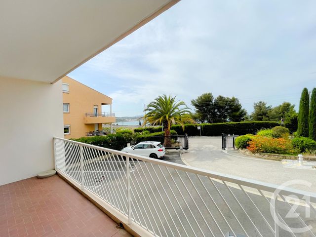 Appartement T3 à vendre - 3 pièces - 63 m2 - Bandol - 83 - PROVENCE-ALPES-COTE-D-AZUR
