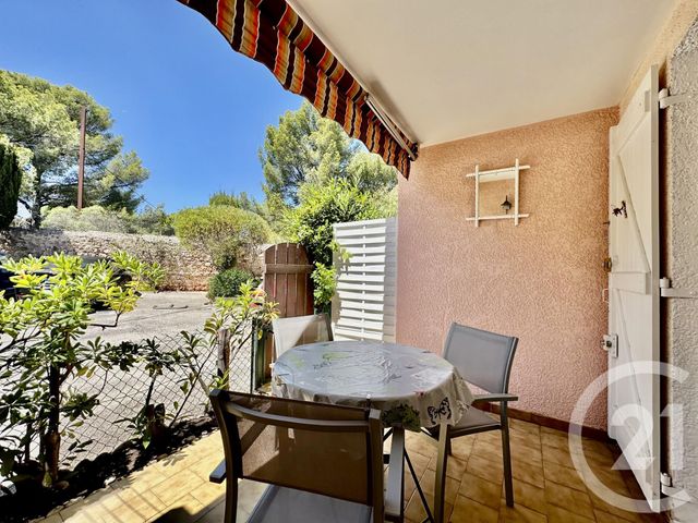 Appartement Studio cabine &agrave; vendre - 2 pi&egrave;ces - 24,82 m2 - Bandol - 83 - PROVENCE-ALPES-COTE-D-AZUR