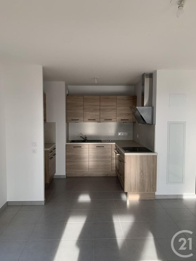 Appartement F3 &agrave; louer - 3 pi&egrave;ces - 67 m2 - Ostwald - 67 - ALSACE