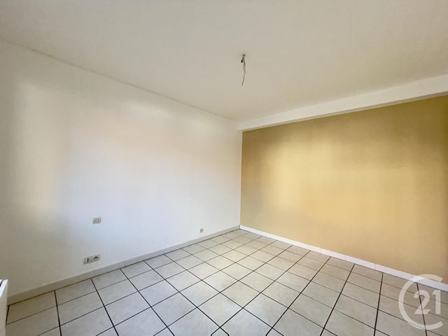 Appartement F3 &agrave; louer - 3 pi&egrave;ces - 61 m2 - Mutzig - 67 - ALSACE