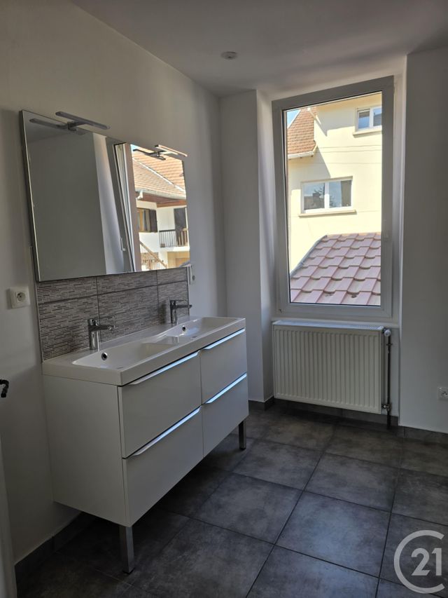 Appartement &agrave; louer - 4 pi&egrave;ces - 77,35 m2 - Mutzig - 67 - ALSACE