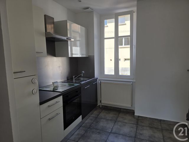 Appartement &agrave; louer - 4 pi&egrave;ces - 77,35 m2 - Mutzig - 67 - ALSACE