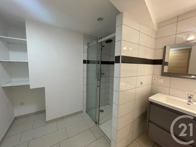 Appartement F3 &agrave; louer - 3 pi&egrave;ces - 65,60 m2 - Barr - 67 - ALSACE