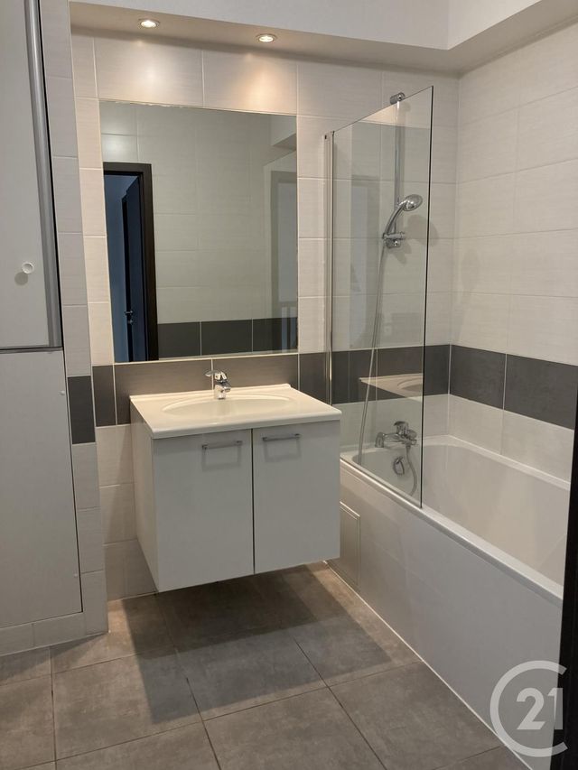 Appartement F3 &agrave; louer - 3 pi&egrave;ces - 82 m2 - Griesheim Pres Molsheim - 67 - ALSACE