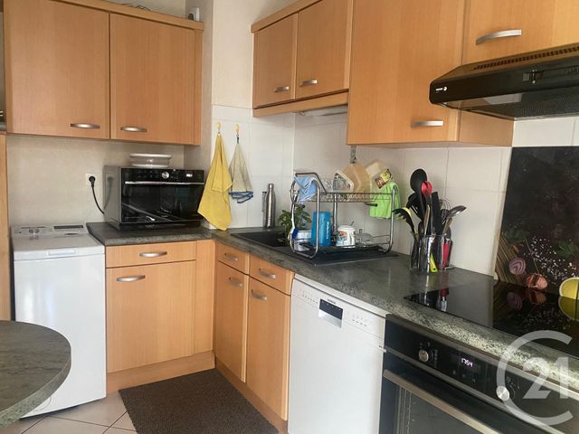 Appartement &agrave; louer - 4 pi&egrave;ces - 79 m2 - Duttlenheim - 67 - ALSACE