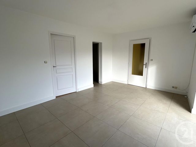 Maison &agrave; louer - 4 pi&egrave;ces - 83,86 m2 - Muzillac - 56 - BRETAGNE