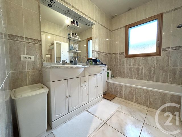 Maison &agrave; louer - 5 pi&egrave;ces - 168,83 m2 - Muzillac - 56 - BRETAGNE