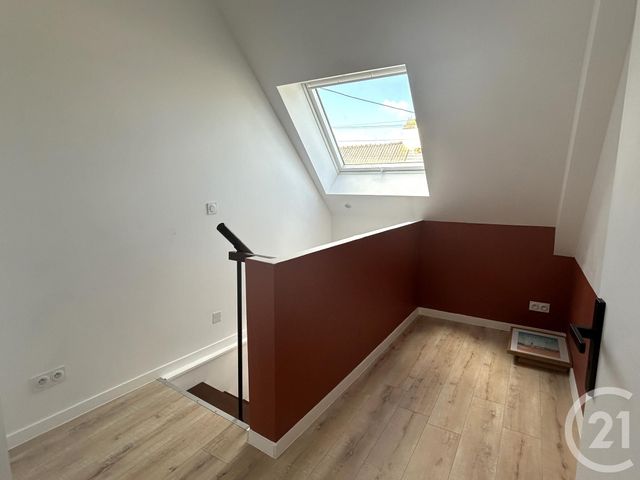 Maison &agrave; louer - 3 pi&egrave;ces - 54,07 m2 - Noyal Muzillac - 56 - BRETAGNE