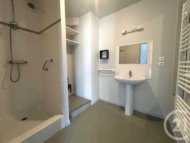 Appartement T3 &agrave; louer - 3 pi&egrave;ces - 60,66 m2 - Muzillac - 56 - BRETAGNE