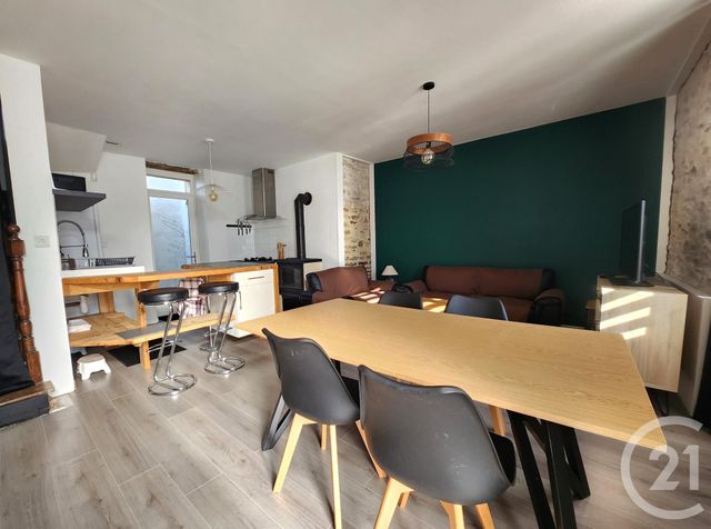 Maison &agrave; louer - 4 pi&egrave;ces - 62,85 m2 - Billiers - 56 - BRETAGNE