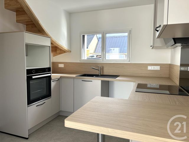 Maison &agrave; louer - 4 pi&egrave;ces - 105,68 m2 - Camoel - 56 - BRETAGNE