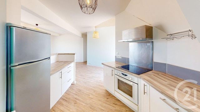 Appartement Duplex &agrave; louer - 3 pi&egrave;ces - 64,25 m2 - Le Croisic - 44 - PAYS-DE-LOIRE