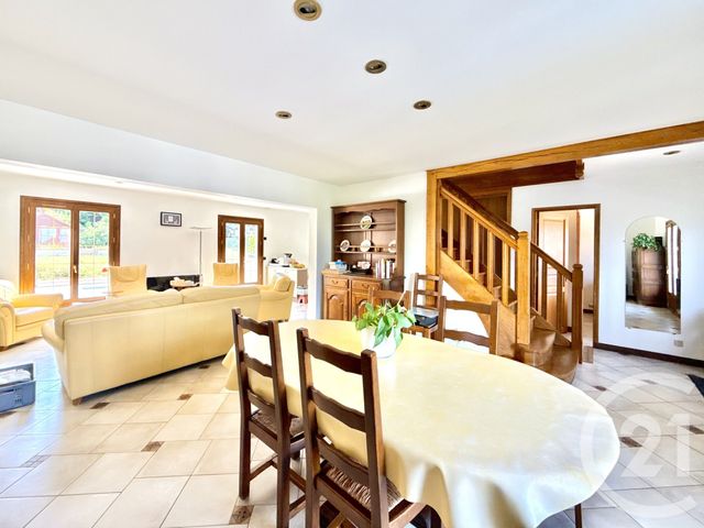 Maison à vendre - 6 pièces - 130 m2 - Claye Souilly - 77 - ILE-DE-FRANCE