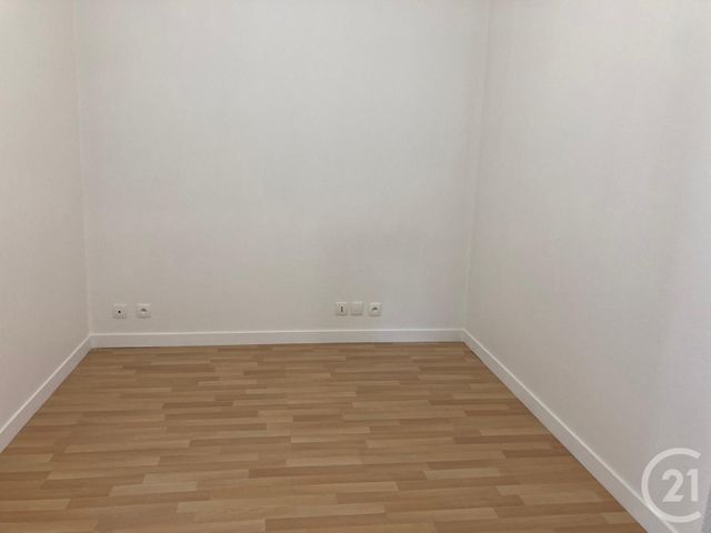 Appartement F1 &agrave; louer - 1 pi&egrave;ce - 34,96 m2 - St Thibault Des Vignes - 77 - ILE-DE-FRANCE