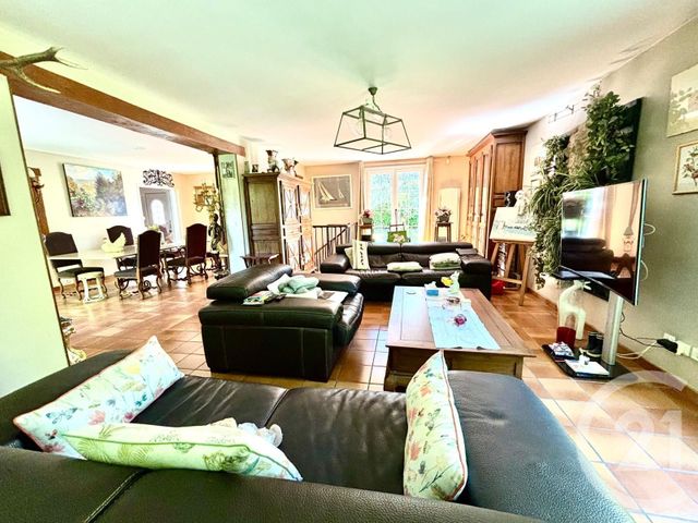 Maison à vendre - 9 pièces - 203 m2 - Claye Souilly - 77 - ILE-DE-FRANCE