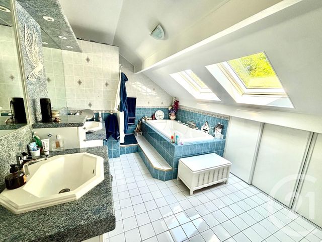 Maison à vendre - 9 pièces - 203 m2 - Claye Souilly - 77 - ILE-DE-FRANCE