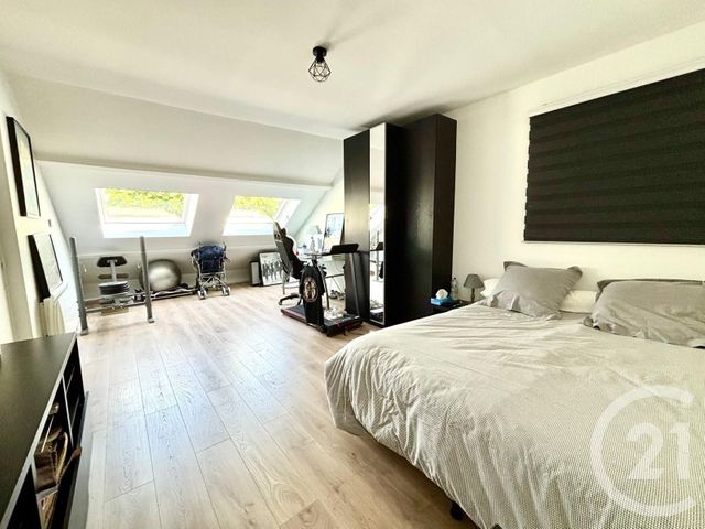 Maison à vendre - 9 pièces - 203 m2 - Claye Souilly - 77 - ILE-DE-FRANCE