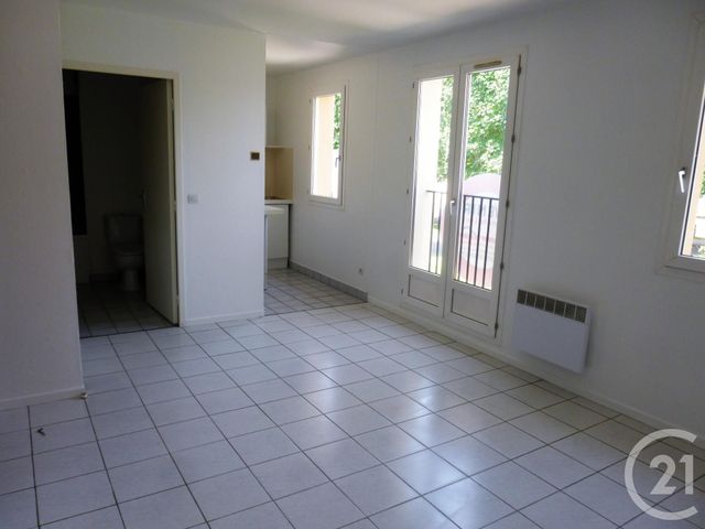 Appartement Studio à vendre - 1 pièce - 25 m2 - Claye Souilly - 77 - ILE-DE-FRANCE