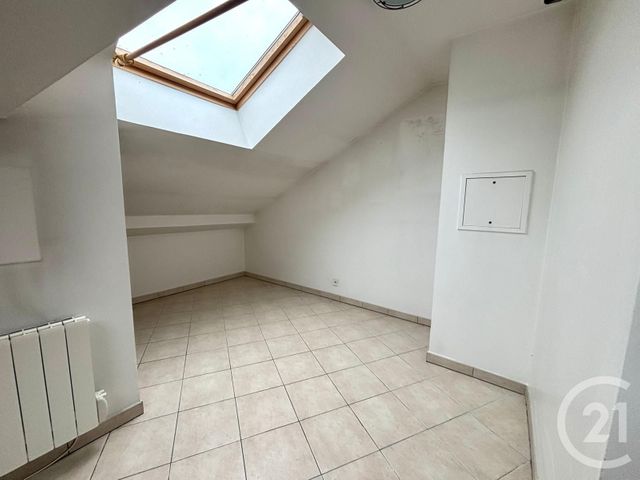 Appartement F2 bis à vendre - 3 pièces - 53,93 m2 - Claye Souilly - 77 - ILE-DE-FRANCE