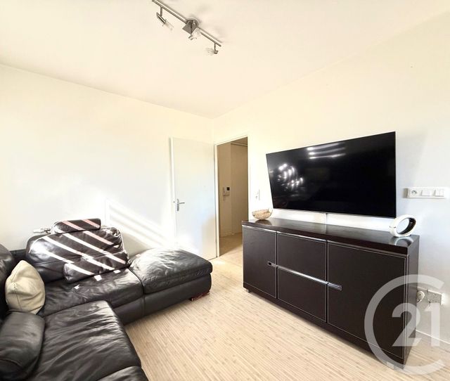 Appartement F4 à vendre - 4 pièces - 73 m2 - Claye Souilly - 77 - ILE-DE-FRANCE