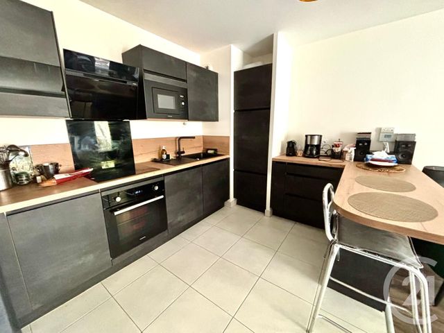 Appartement F4 à vendre - 4 pièces - 81 m2 - Claye Souilly - 77 - ILE-DE-FRANCE