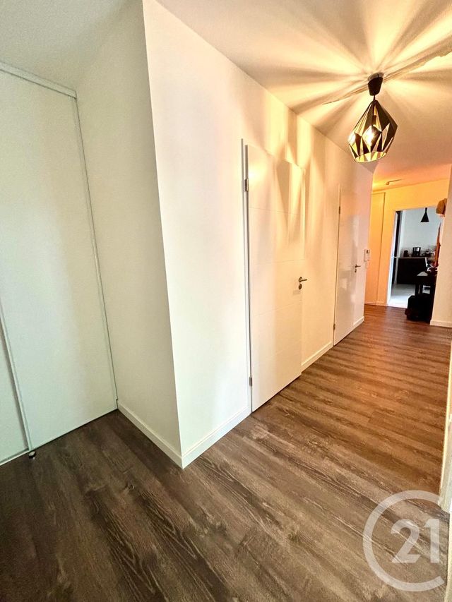 Appartement F4 à vendre - 4 pièces - 81 m2 - Claye Souilly - 77 - ILE-DE-FRANCE