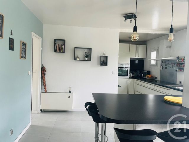 Maison à vendre - 7 pièces - 178,70 m2 - Claye Souilly - 77 - ILE-DE-FRANCE