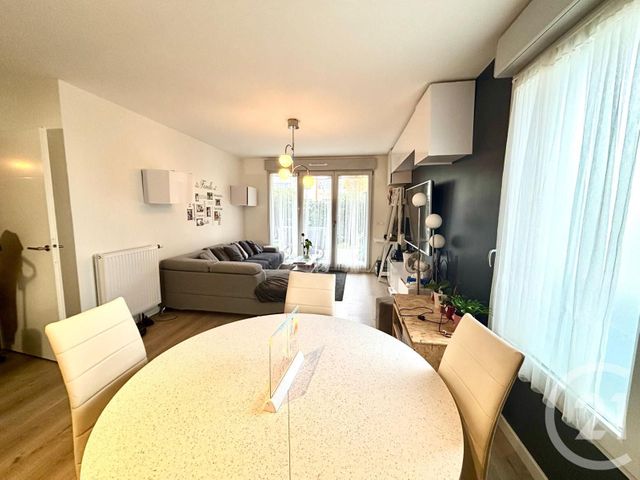 Appartement F3 à vendre - 3 pièces - 60,77 m2 - Claye Souilly - 77 - ILE-DE-FRANCE