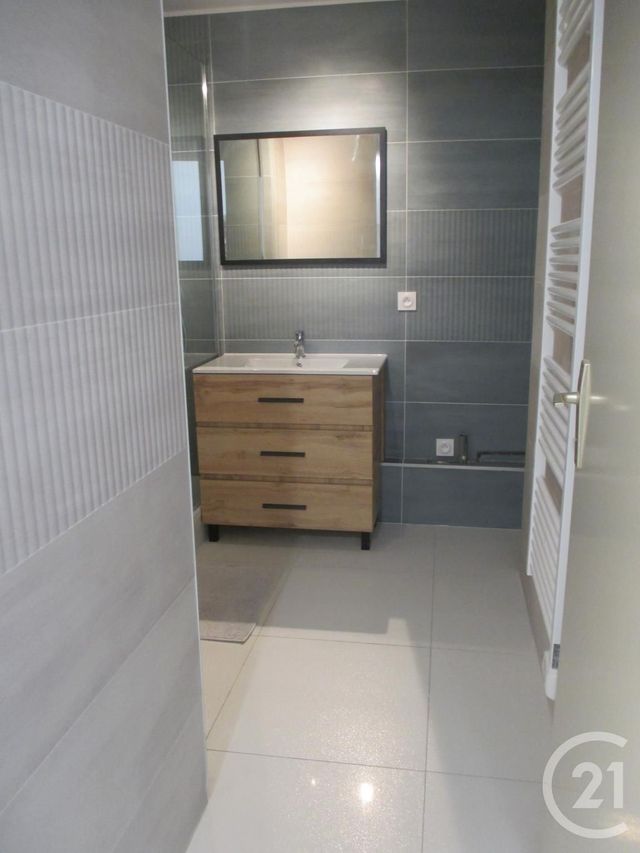 Appartement F2 à louer - 2 pièces - 45,21 m2 - Claye Souilly - 77 - ILE-DE-FRANCE