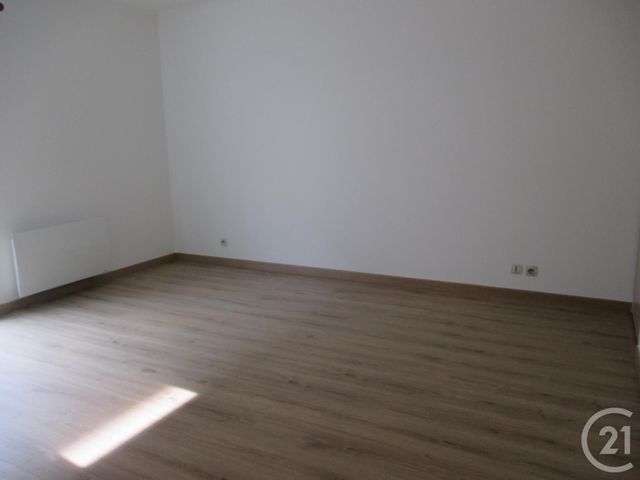 Appartement F2 à louer - 2 pièces - 45,21 m2 - Claye Souilly - 77 - ILE-DE-FRANCE